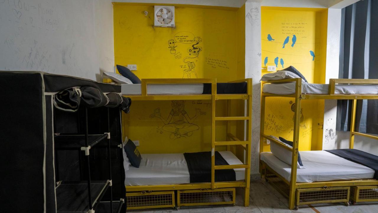 Bunkstay Coworking Hostel & Glamping Rishīkesh Exteriör bild
