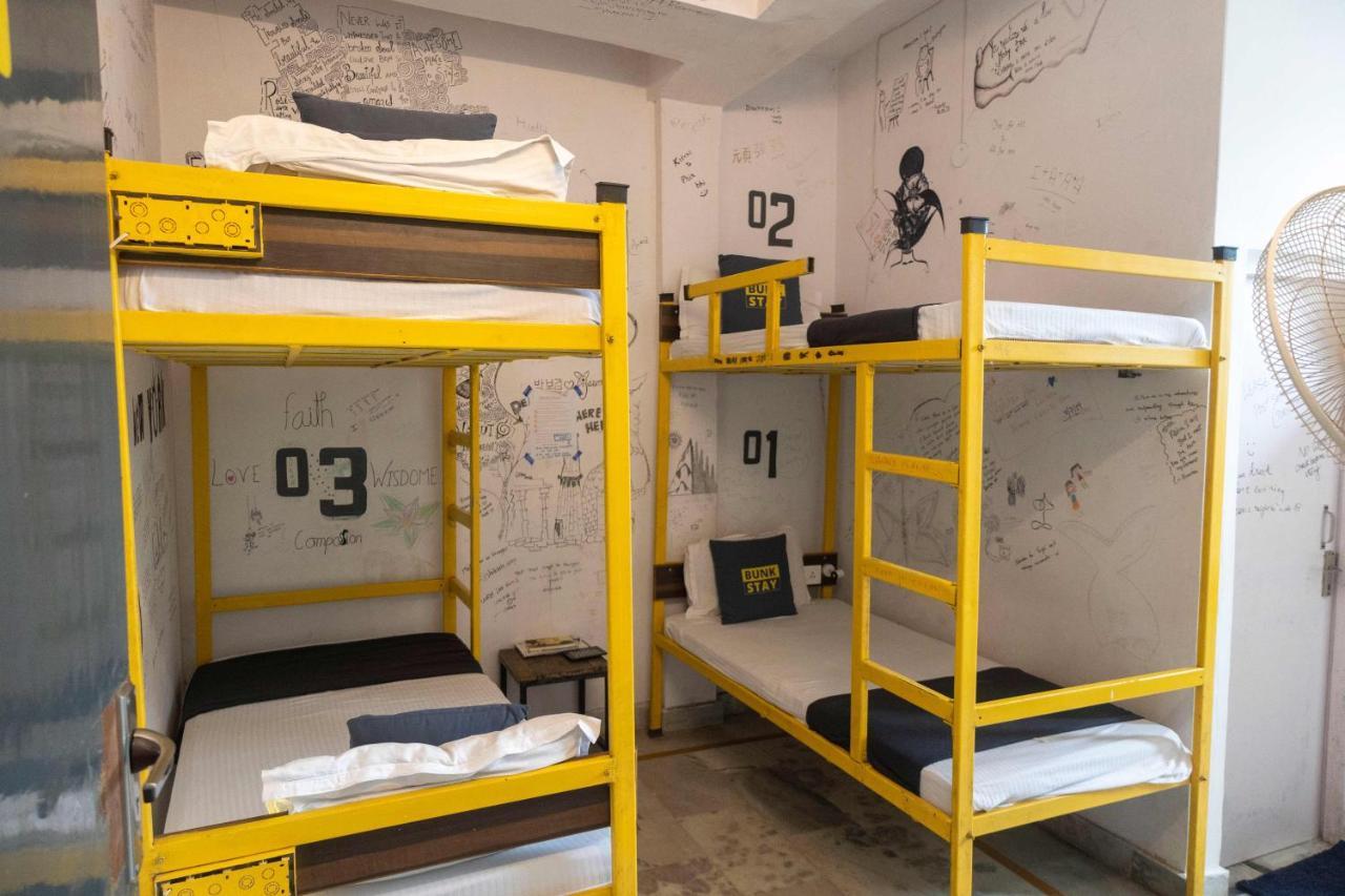 Bunkstay Coworking Hostel & Glamping Rishīkesh Exteriör bild