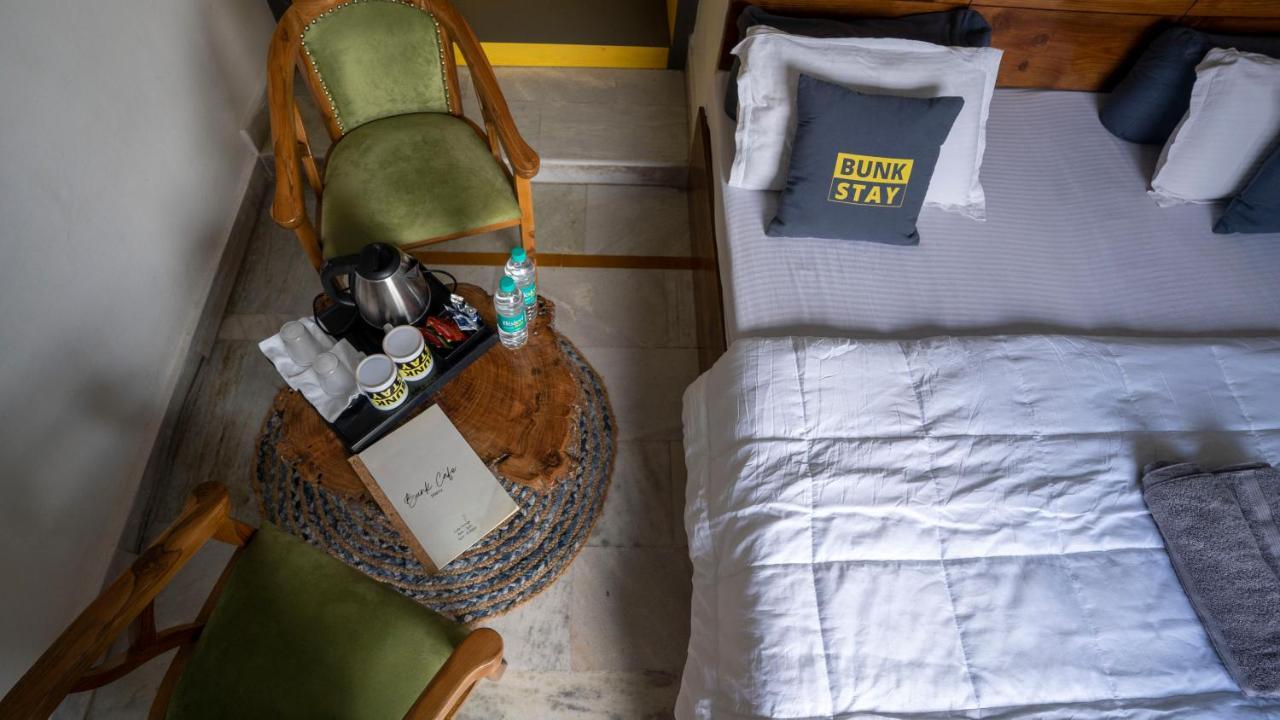 Bunkstay Coworking Hostel & Glamping Rishīkesh Exteriör bild