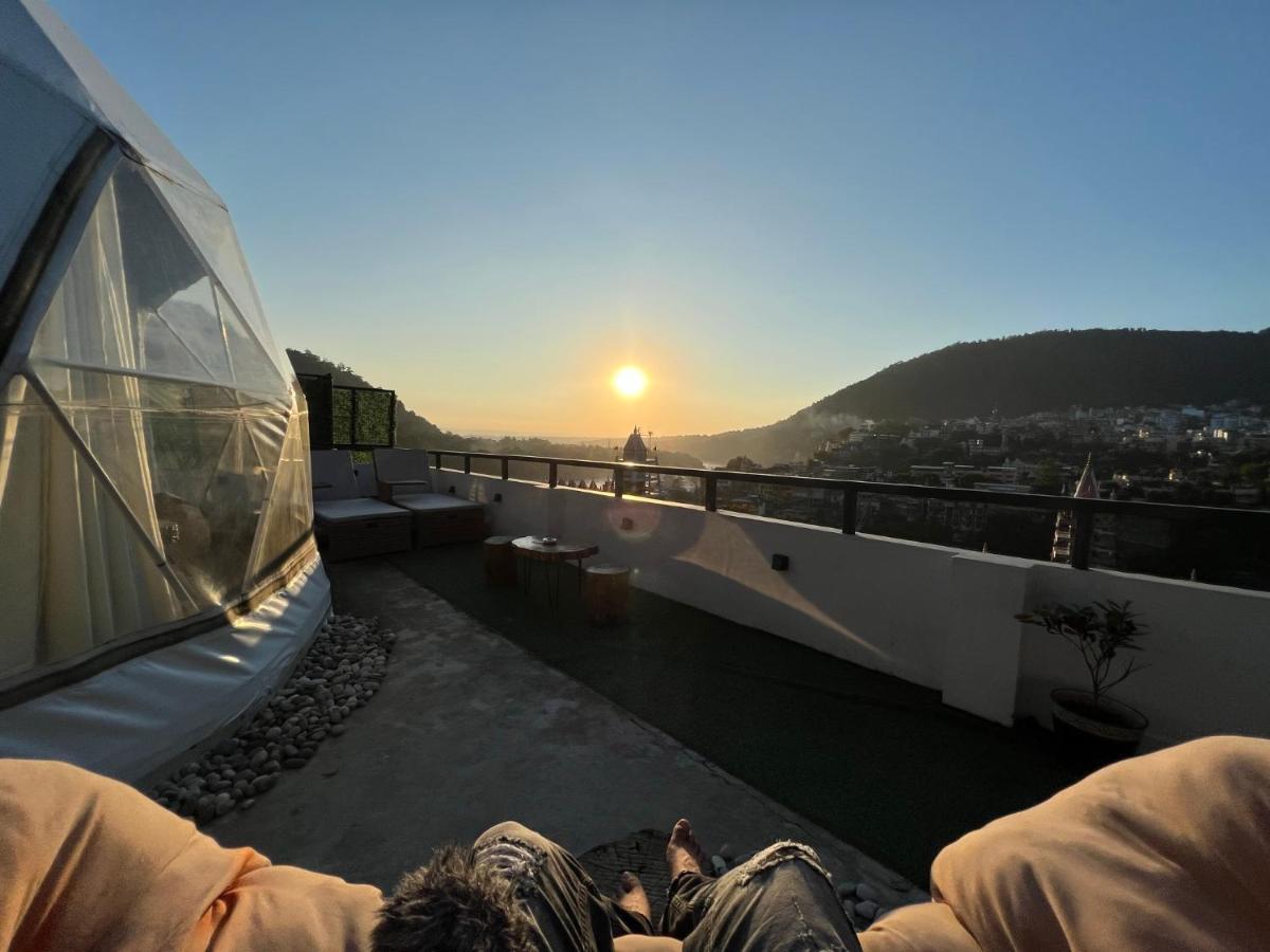 Bunkstay Coworking Hostel & Glamping Rishīkesh Exteriör bild